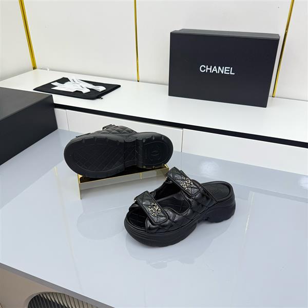 20251128184516612 290